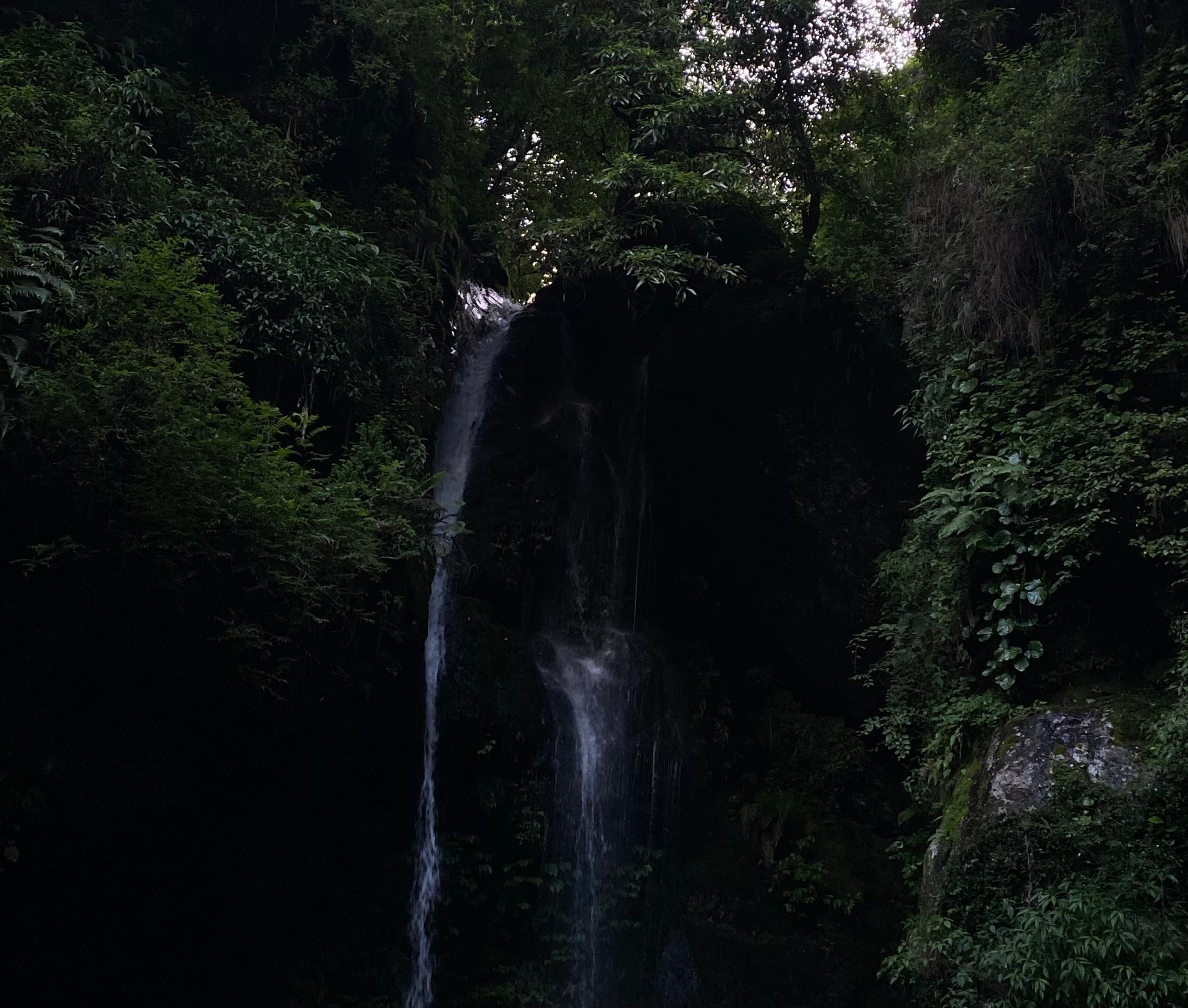 Jibhi Waterfall // Image by author